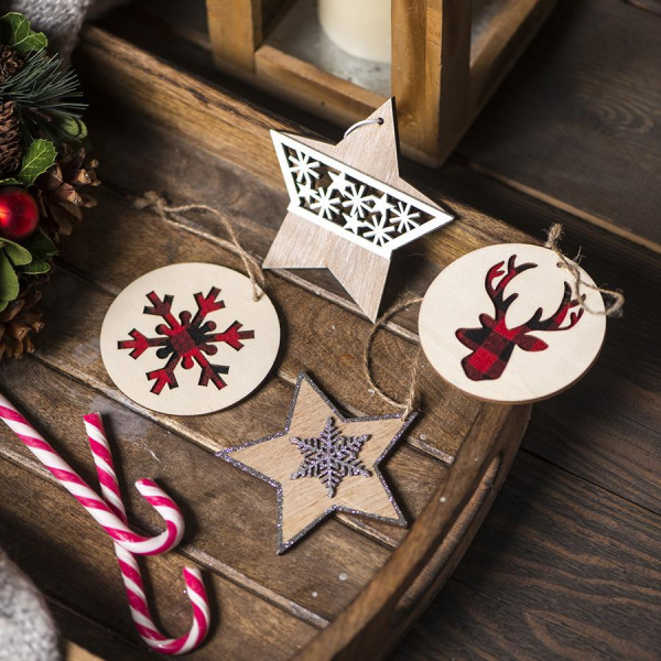 Happy gifts Украшения Артикул 31004 Украшение новогоднее RED DEER на складе 843 шт по цене 105 ₽