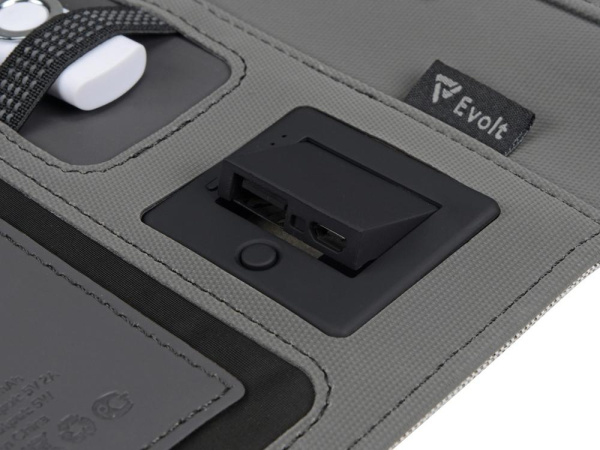 Evolt Органайзеры Артикул 593908 Органайзер с беспроводной зарядкой 5000 mAh Powernote, темно-серый на складе 1159 шт по цене 5&nbsp;492.46 ₽