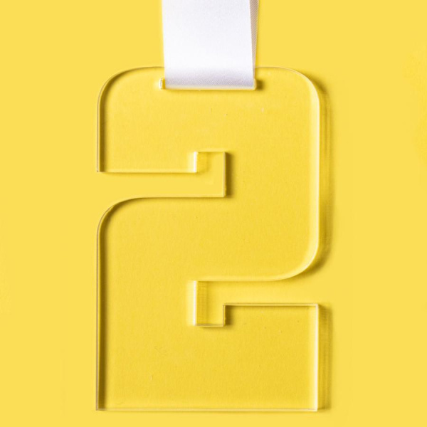 Happy gifts Медали Артикул 34711у Медаль SECOND PLACE в подарочной упаковке, акрил на складе 99 шт по цене 383 ₽